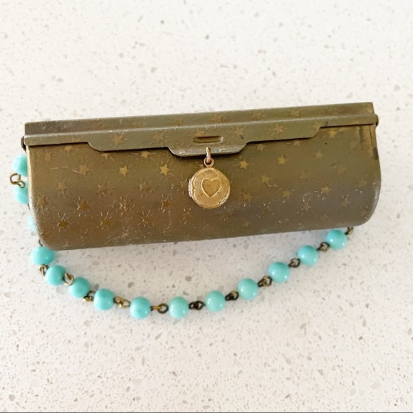 📸🎀Gorgeous Victorian Looking Lipstick Case Brass Starburst Beaded Chain Mirror - Picture 6 of 6